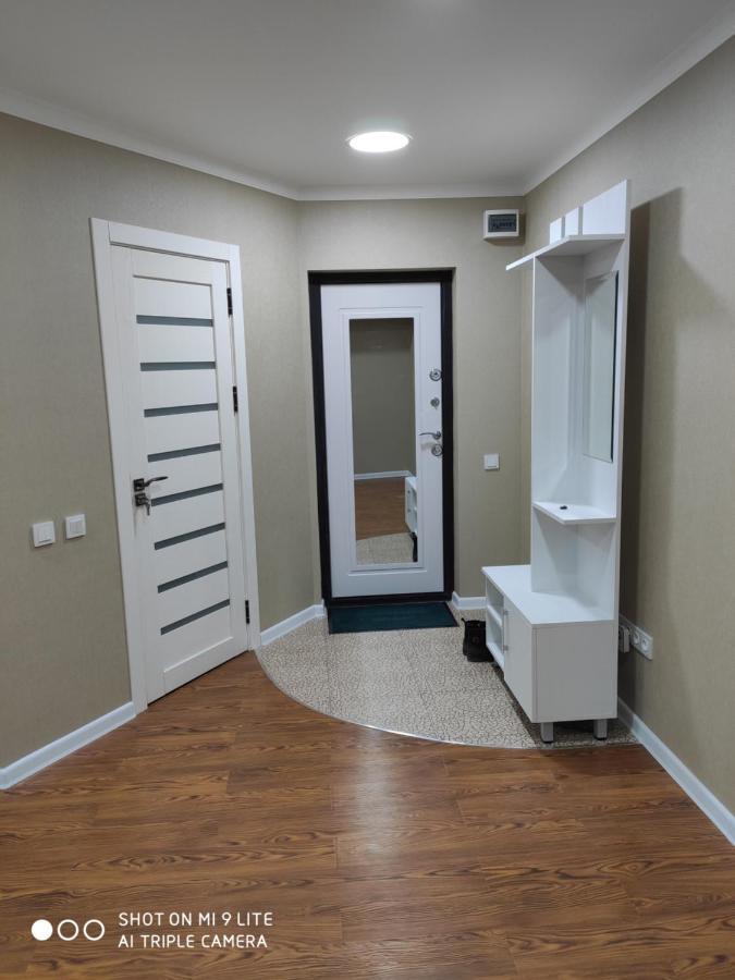 1-Bedroom Apartment In The Very City Center Ташкент Екстер'єр фото