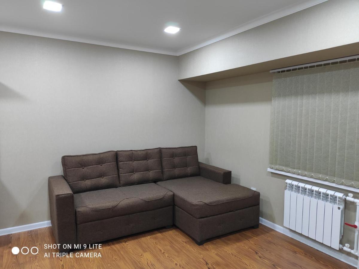1-Bedroom Apartment In The Very City Center Ташкент Екстер'єр фото